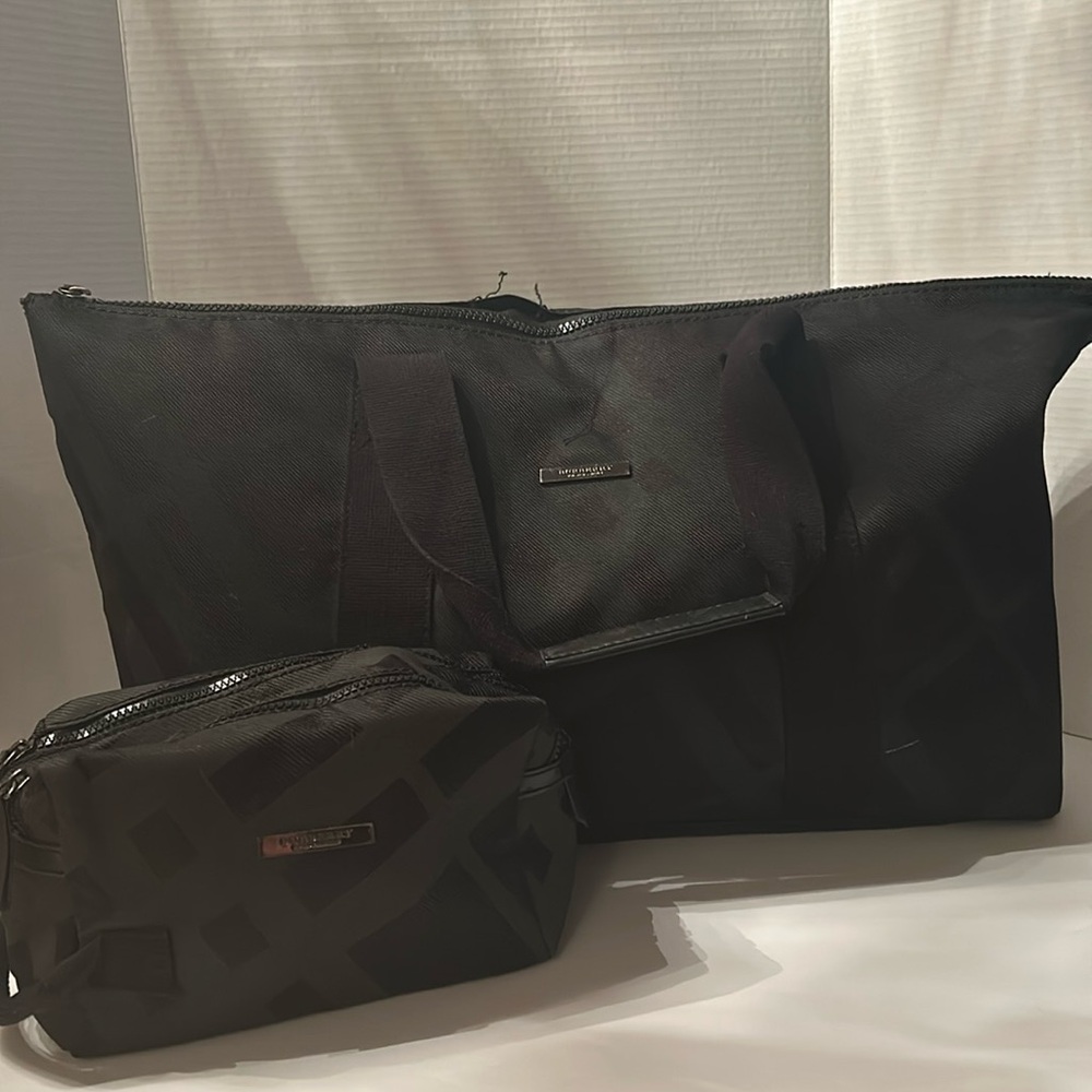 Burberry large Weekend Bag / cosmetic bag